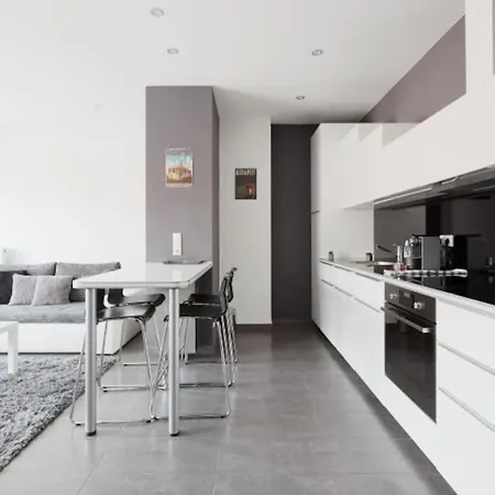 Apartamento Sunny&bright Premium Near New York Cafe *